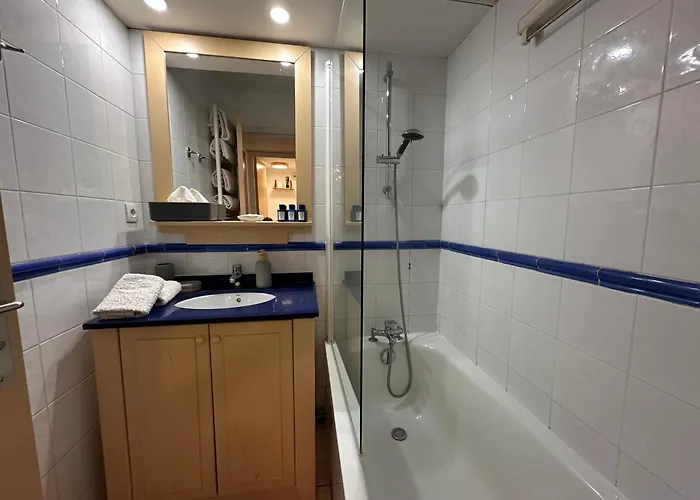 Les Rivages Du Parc Apartment